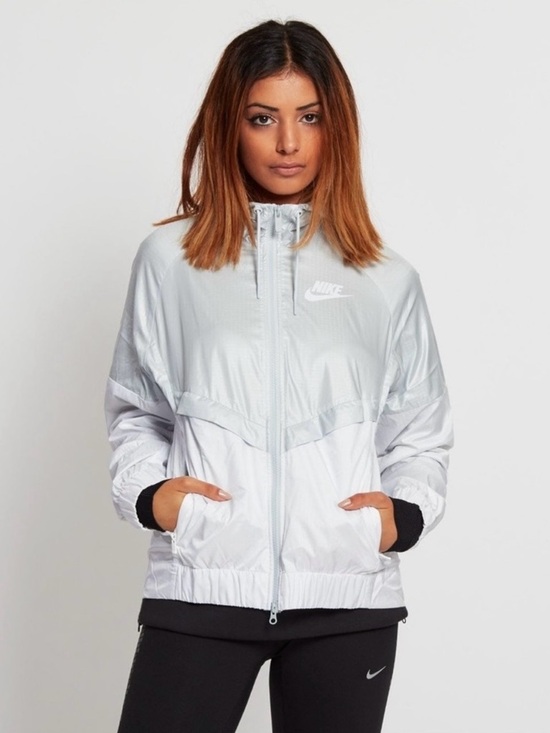 Nike Jackets & Blazers - Nike Sportswear Windrunner Woman’s Jacket in White & Silver. Size - Large
